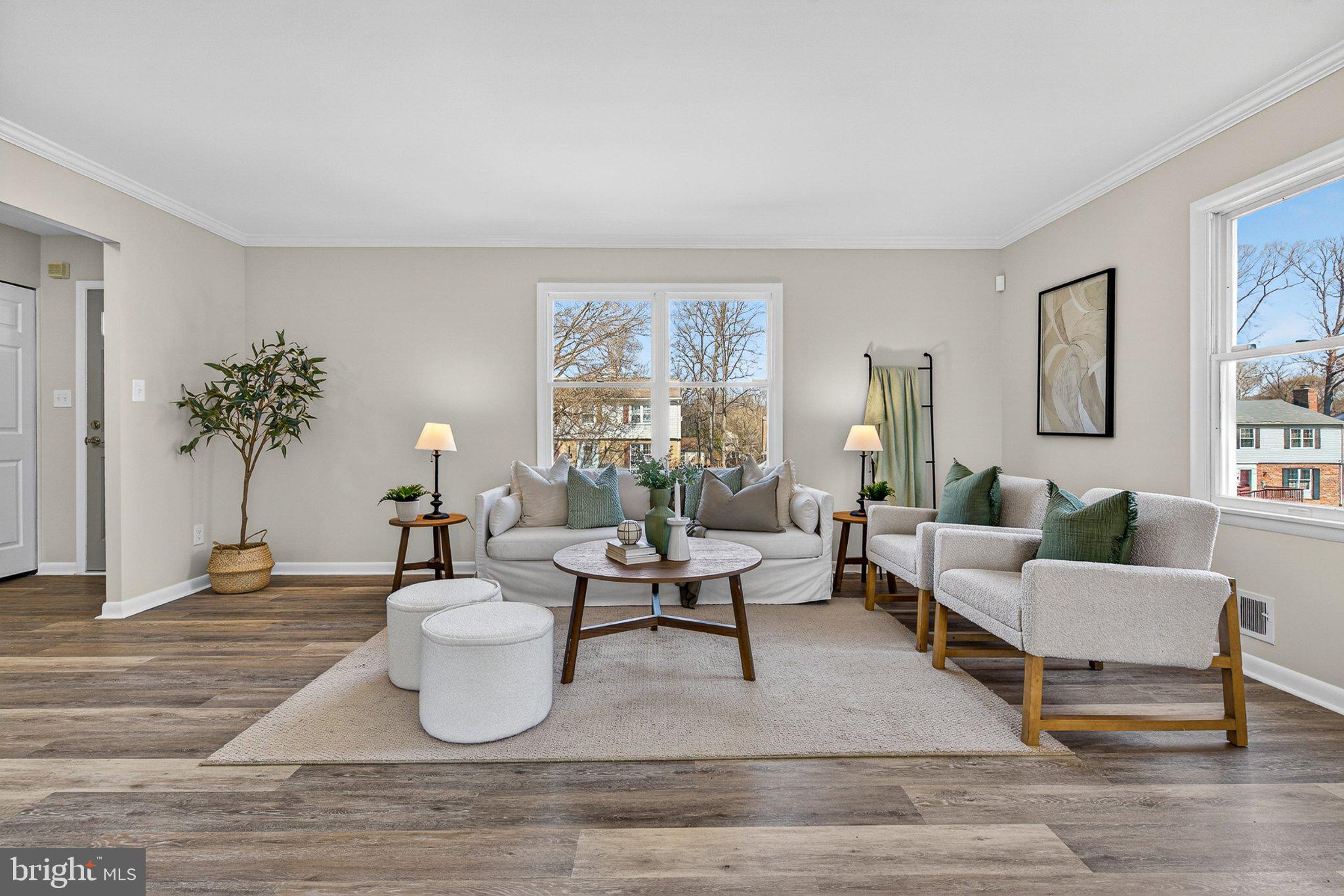 1207 White Mills Road Catonsville, MD 21228 - Photo 9 of 38 Bright and inviting living space.