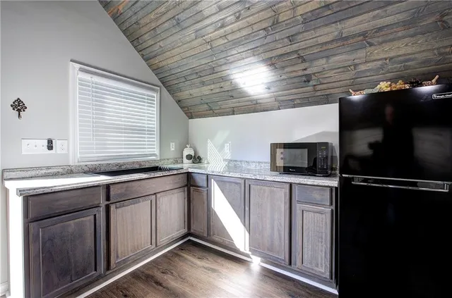 $899,900 | 2253 Hills Creek Road, Taylorsville, GA 30178