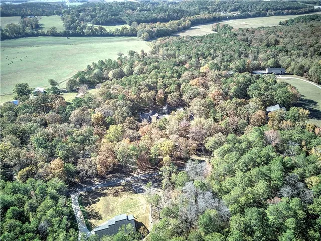 $899,900 | 2253 Hills Creek Road, Taylorsville, GA 30178