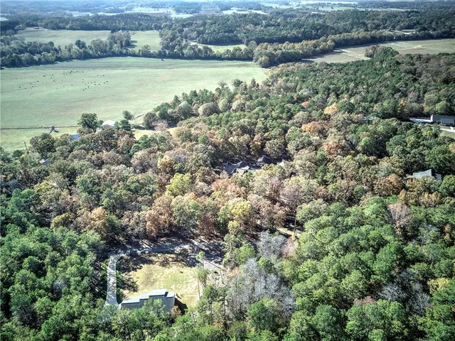 $899,900 | 2253 Hills Creek Road, Taylorsville, GA 30178