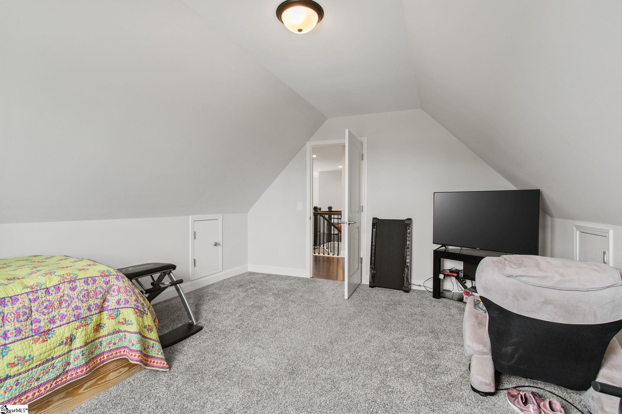 222 Montview Circle Greenville, SC 29617 - Photo 33 of 37