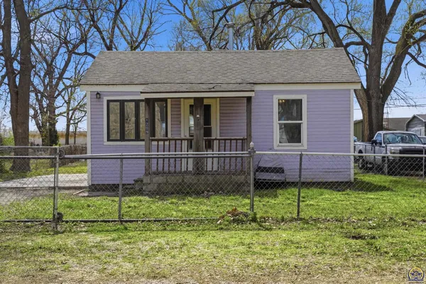 $75,000 | 1209 Northwest Laurent Street, Topeka, KS 66608