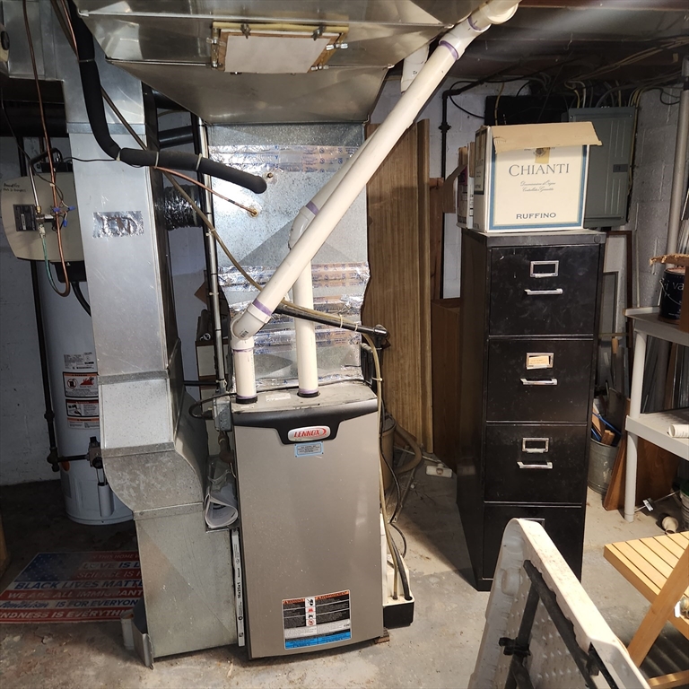 514 Dewey Street West Springfield, MA 01089 - Photo 37 of 42