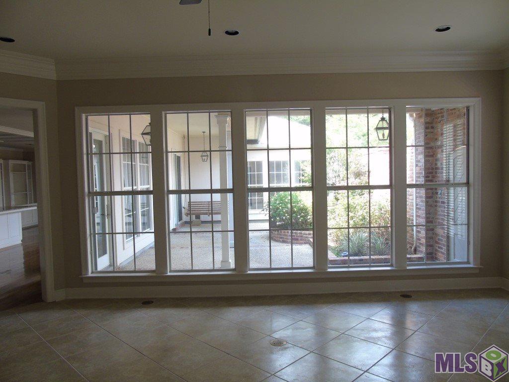 74 Jamestowne Court Baton Rouge, LA 70809 - Photo 7 of 42 Gallery Image 7