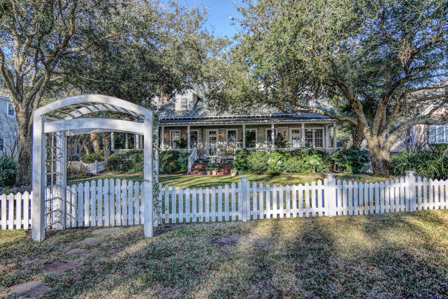 311 Summer Rest Road Wilmington, NC 28405 - Photo 2 of 32 311 Summer Rest Rd Wilmington-large-002-