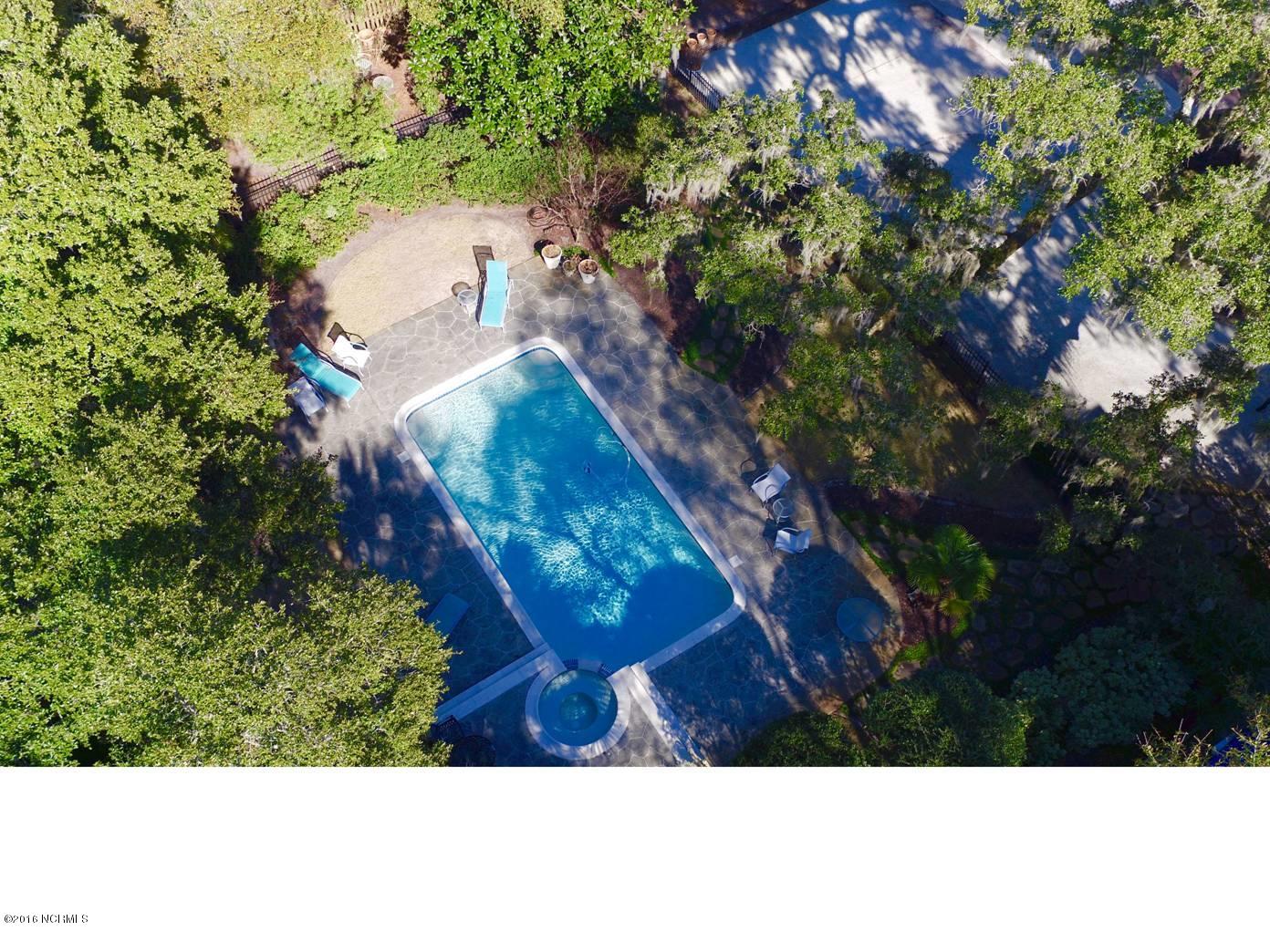 311 Summer Rest Road Wilmington, NC 28405 - Photo 32 of 32 Summer Rest pool