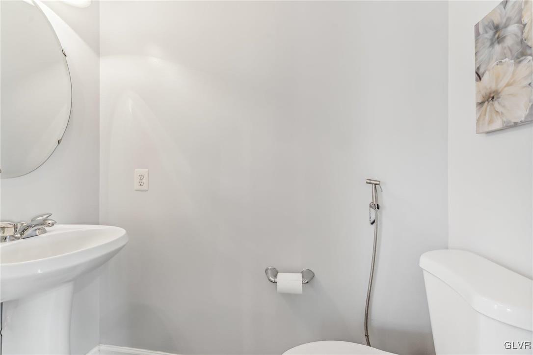 102 Lower Way Road Easton, PA 18045 - Photo 9 of 50 Gallery Image 9