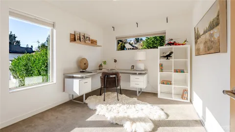 $895,000 | 3245 21st Avenue West, Seattle, WA 98199