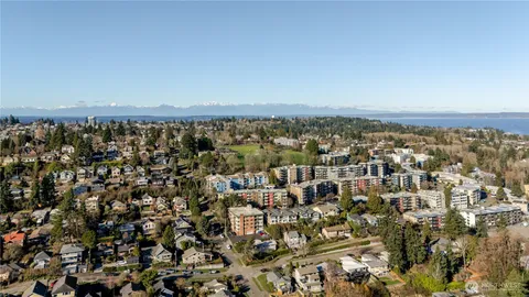 $895,000 | 3245 21st Avenue West, Seattle, WA 98199