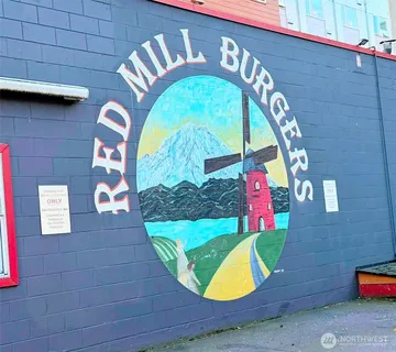 $895,000 | 3245 21st Avenue West, Seattle, WA 98199