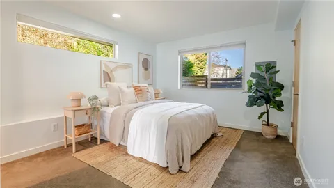 $895,000 | 3245 21st Avenue West, Seattle, WA 98199