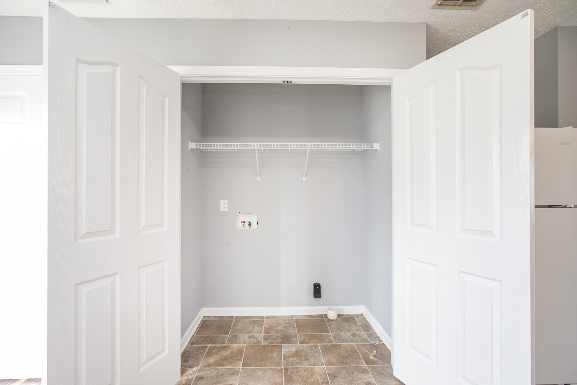 1516 Holden Court Murfreesboro, TN 37128 - Photo 15 of 23 a view of an empty room