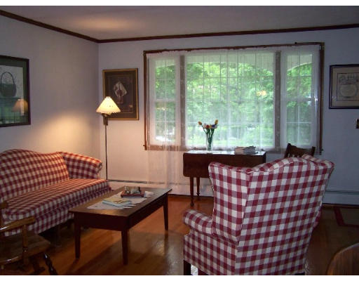 18 Heidi Road Lincoln, RI 02865 - Photo 3 of 21