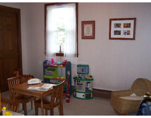 18 Heidi Road Lincoln, RI 02865 - Photo 8 of 21