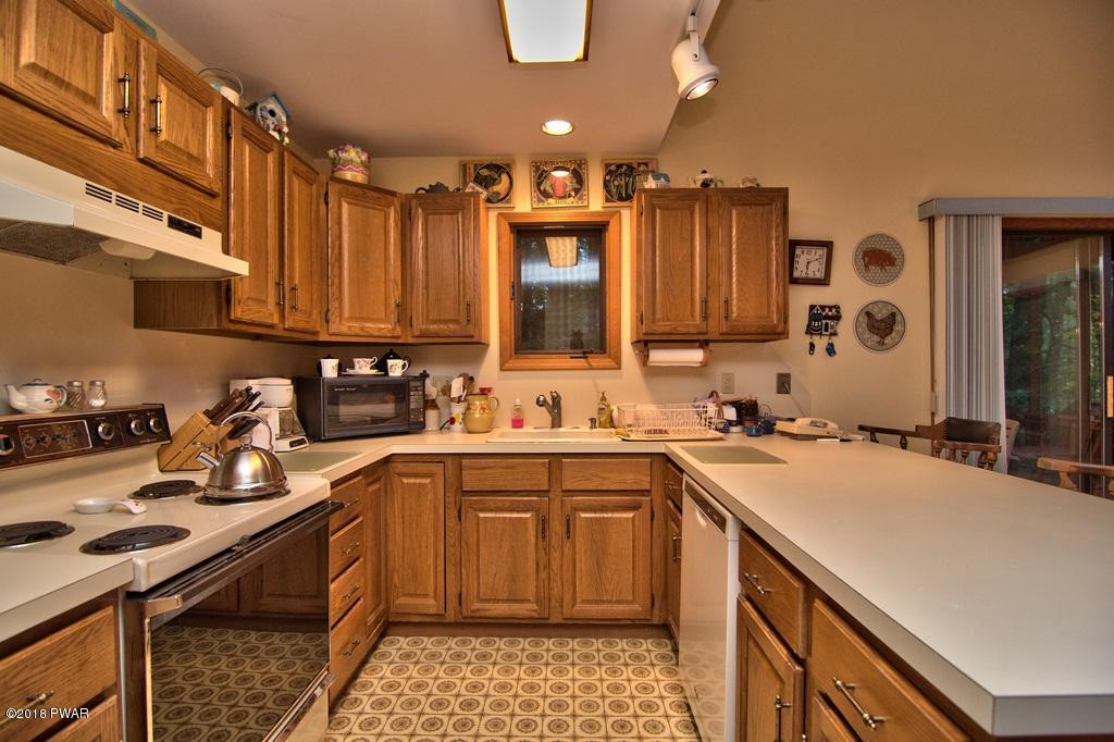 2837 Rockway Road Lake Ariel, PA 18436 - Photo 12 of 33