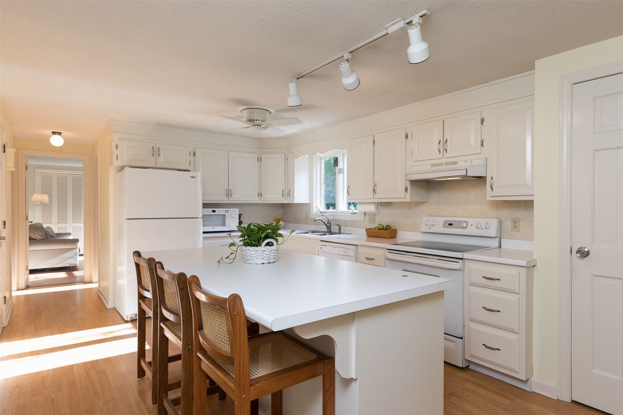 11 Ham Lane Rye, NH 03870 - Photo 3 of 23