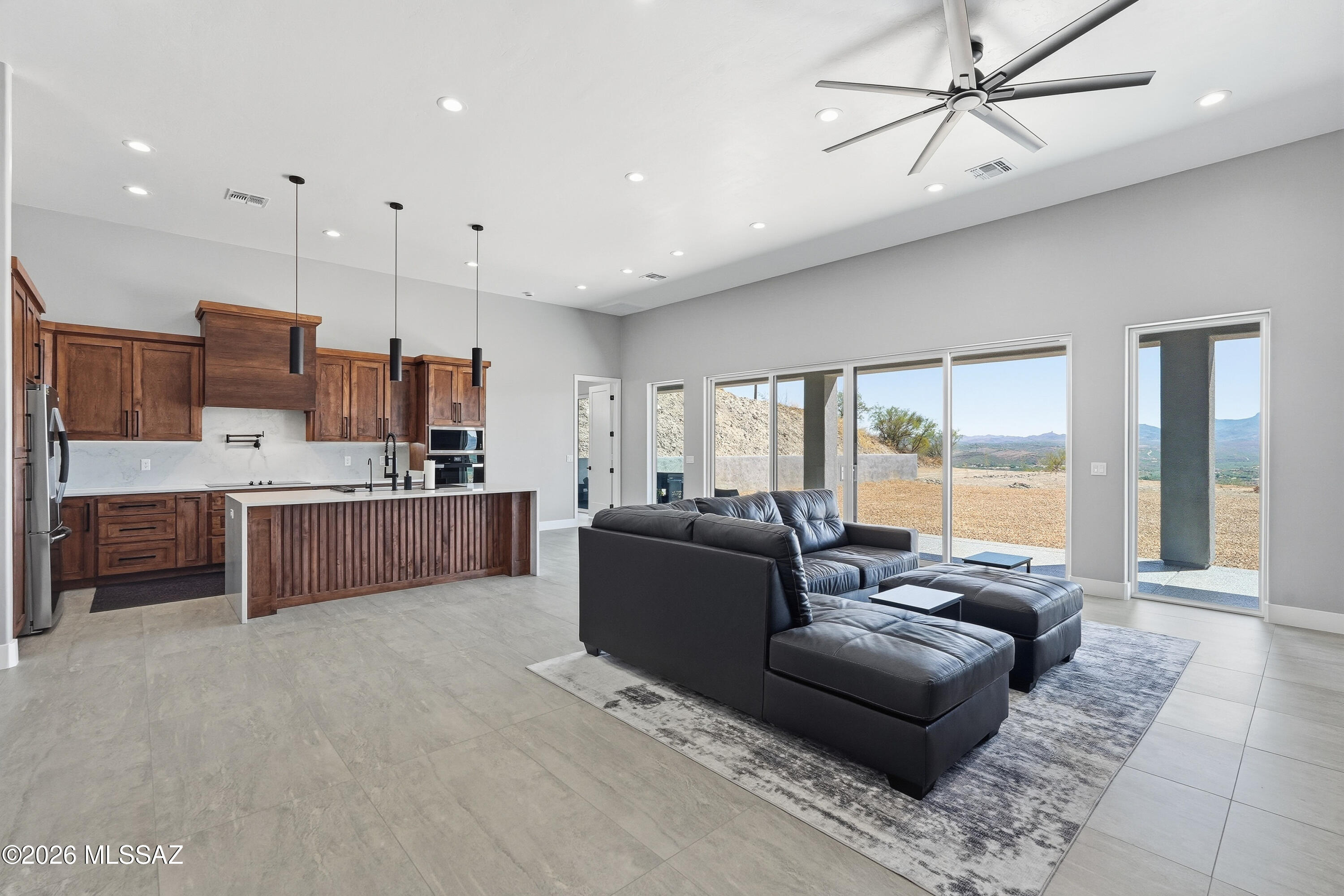 188 Vereda Cabrilla Lane Rio Rico, AZ 85648 - Photo 15 of 44 ListerPros_042