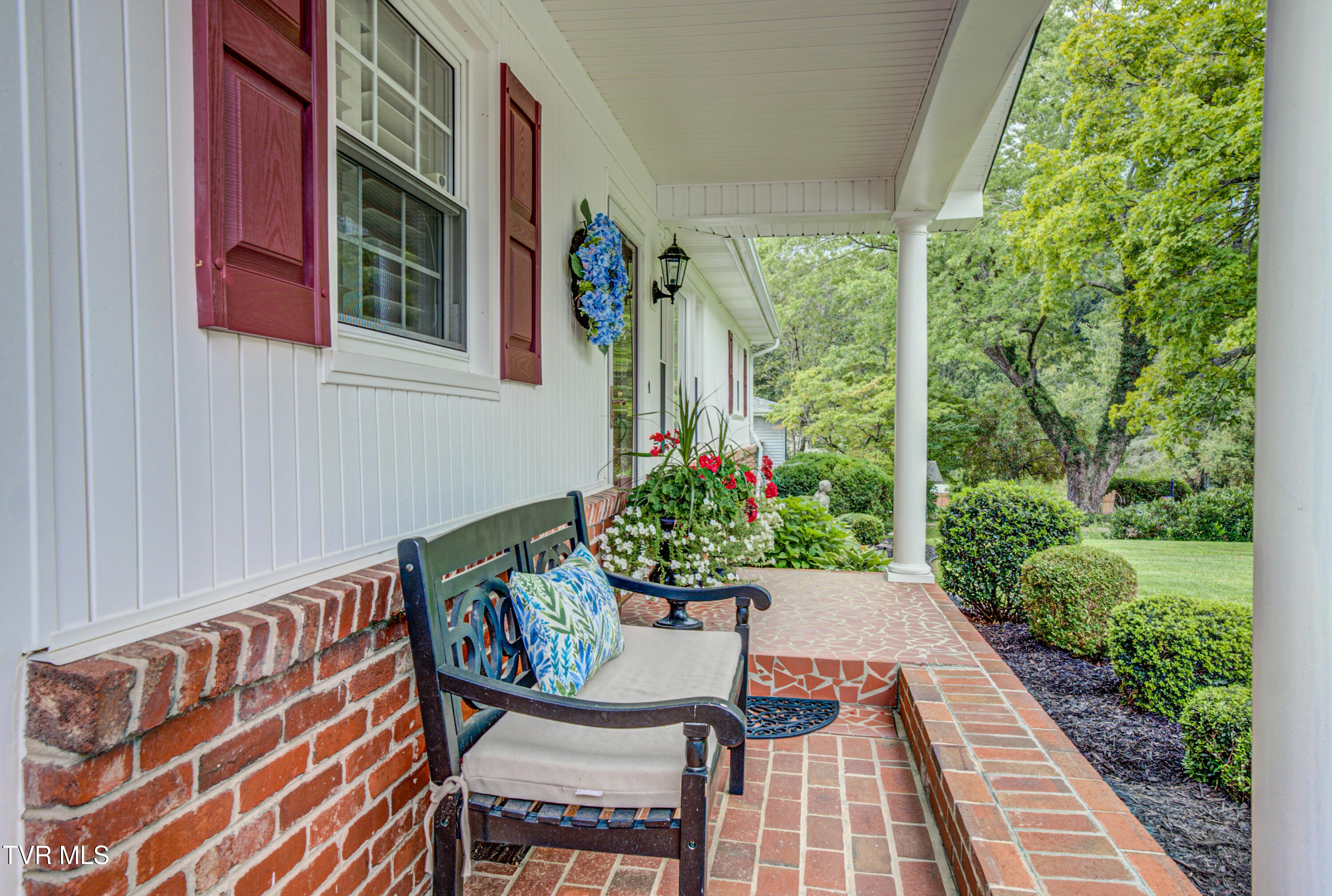 1175 Foxcroft Road Bristol, VA 24201 - Photo 15 of 69 DSC05234_5_6_7_8