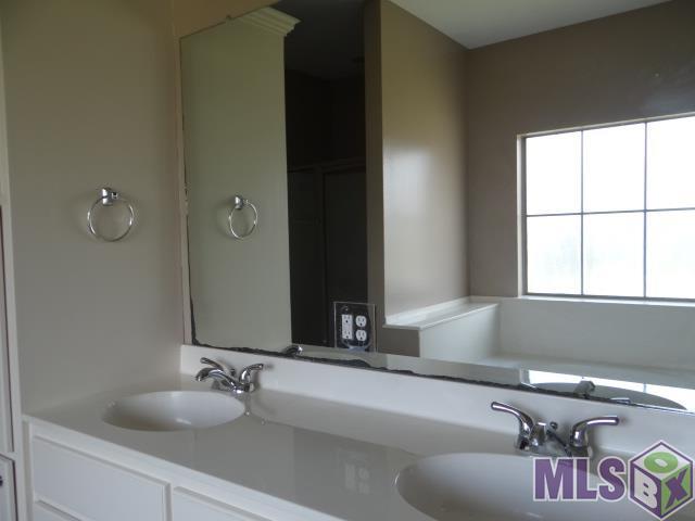 15042 Rimrock Court Baton Rouge, LA 70819 - Photo 12 of 14