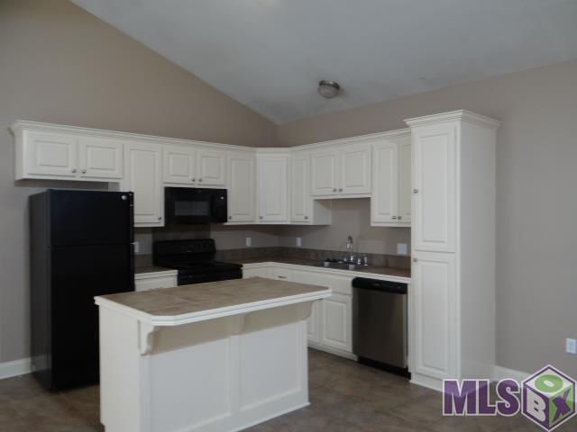 15042 Rimrock Court Baton Rouge, LA 70819 - Photo 3 of 14