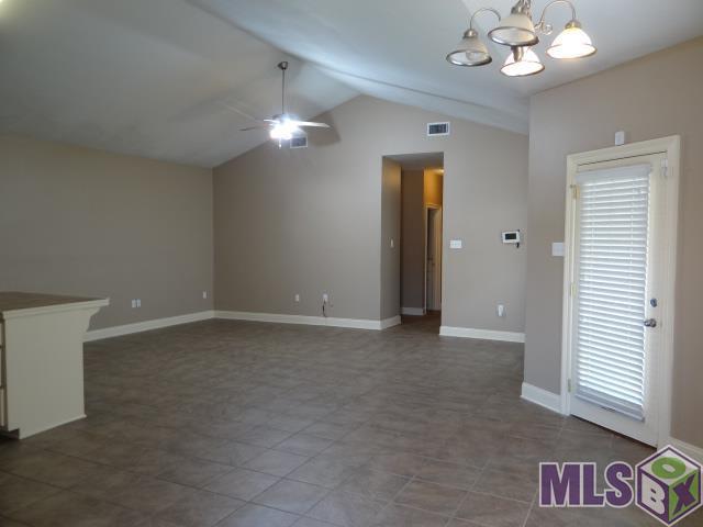 15042 Rimrock Court Baton Rouge, LA 70819 - Photo 4 of 14
