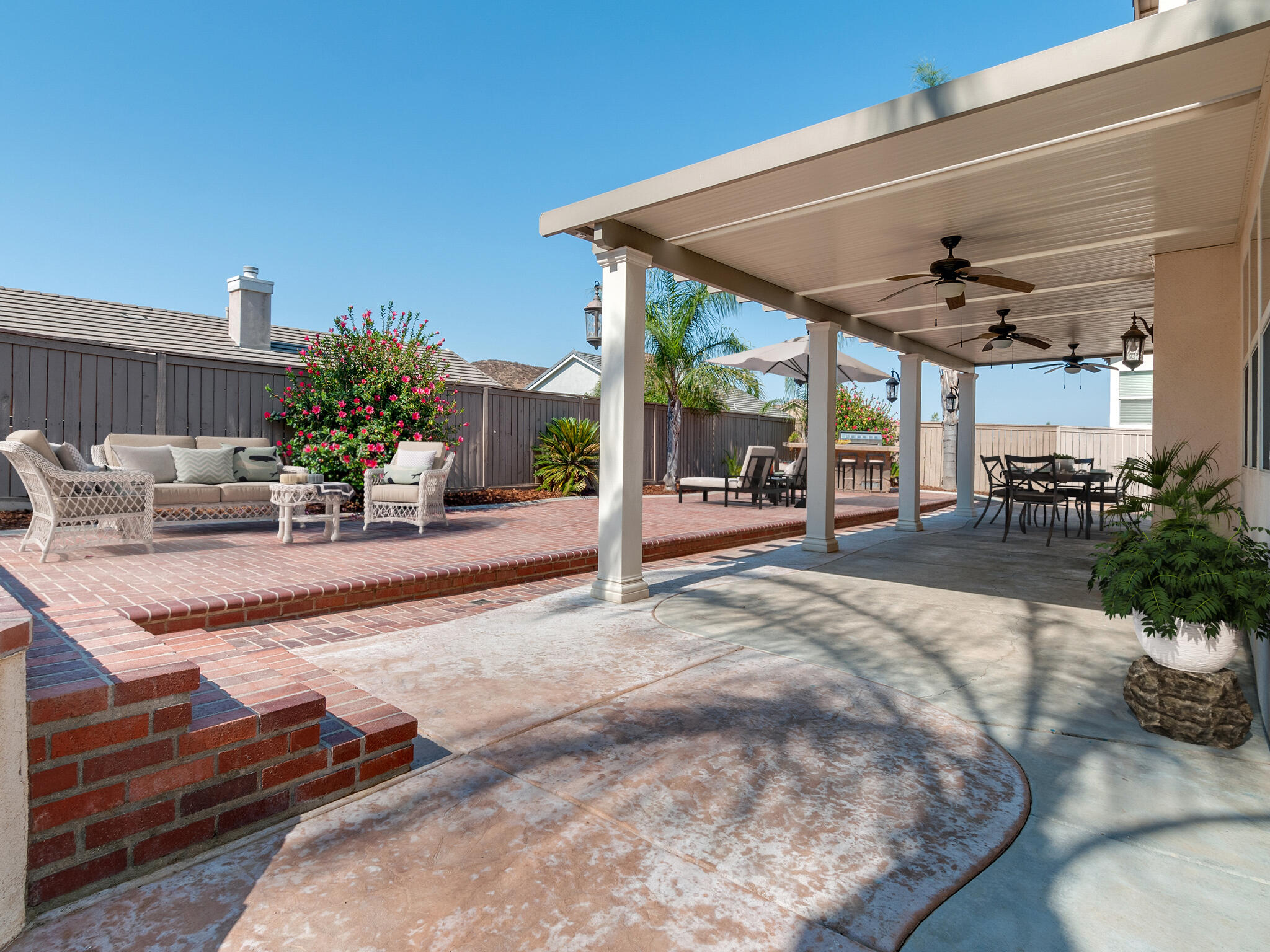 27747 Tate Road Menifee, CA 92585 - Photo 25 of 31 Patio