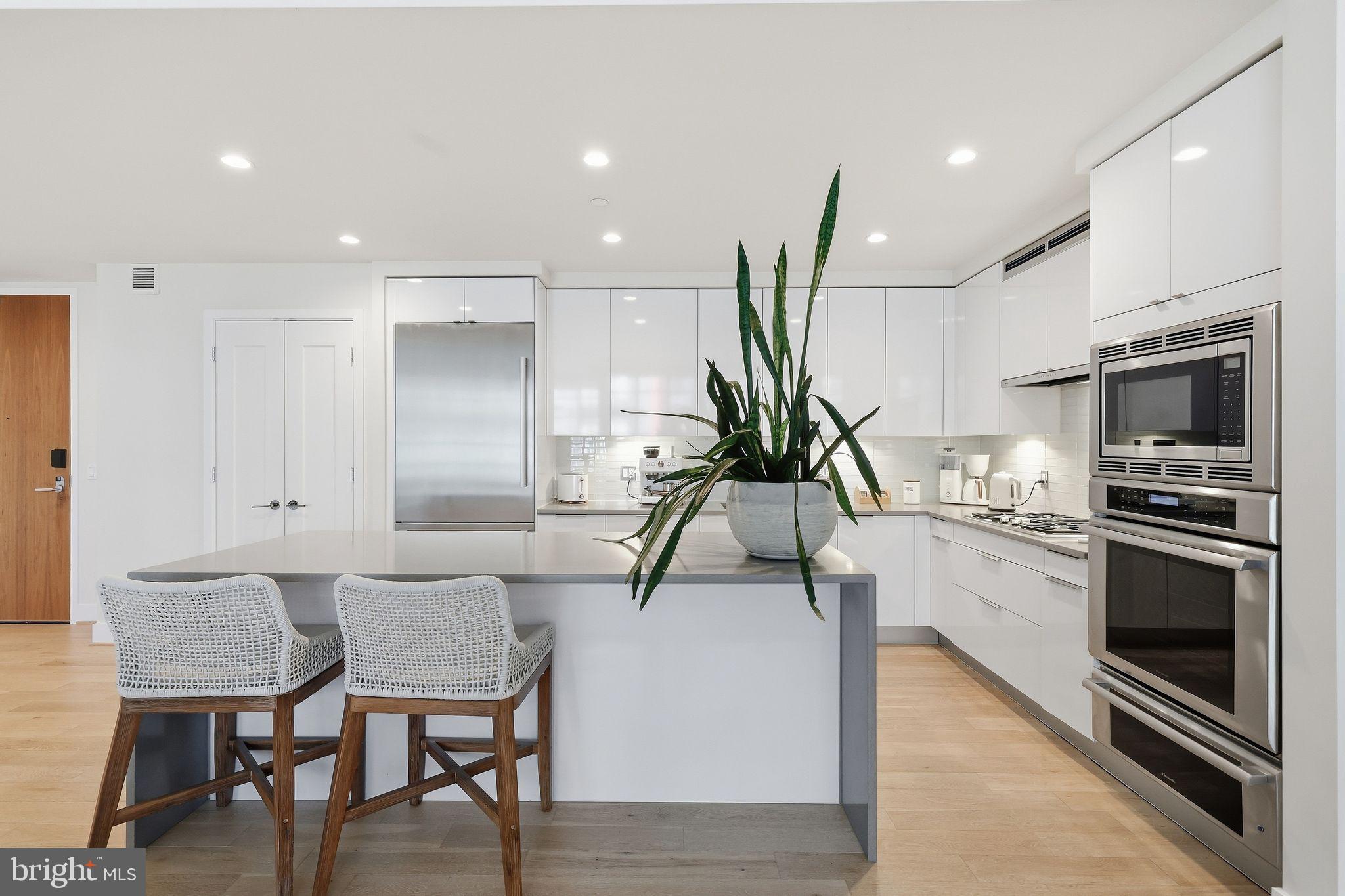 45 Sutton Square Southwest, Unit 706 Washington, DC 20024 - Photo 15 of 55 Gallery Image 15