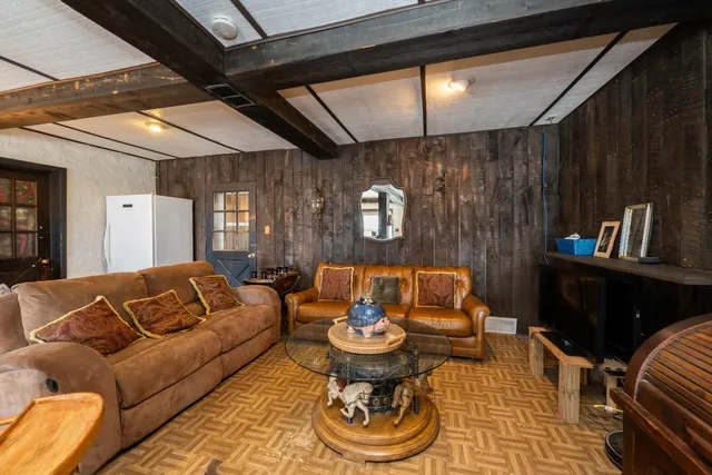 $1,590,000 | 25718 West State Rte 22, Barrington, IL 60010