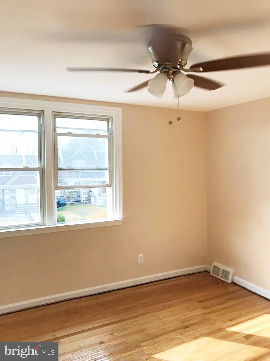 351 East Claremont Road Philadelphia, PA 19120 - Photo 24 of 30