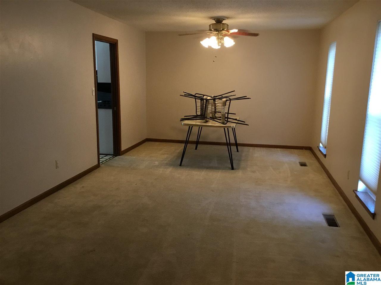 105 Hickory Street Alabaster, AL 35114 - Photo 2 of 16