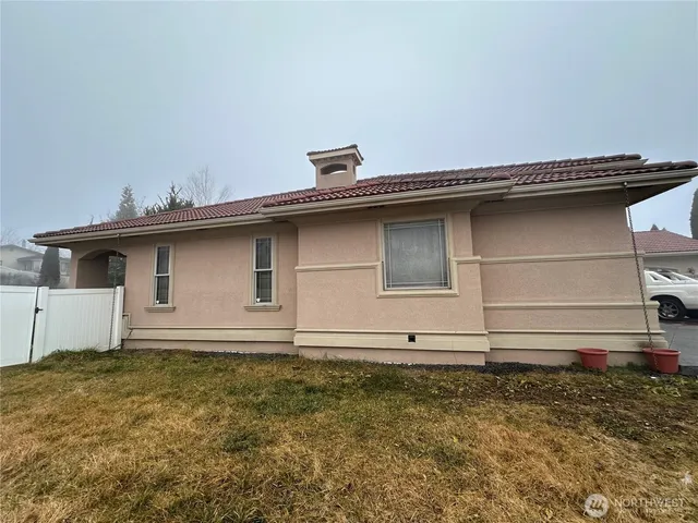 $899,000 | 1200 Meadowlark Lane, Zillah, WA 98953