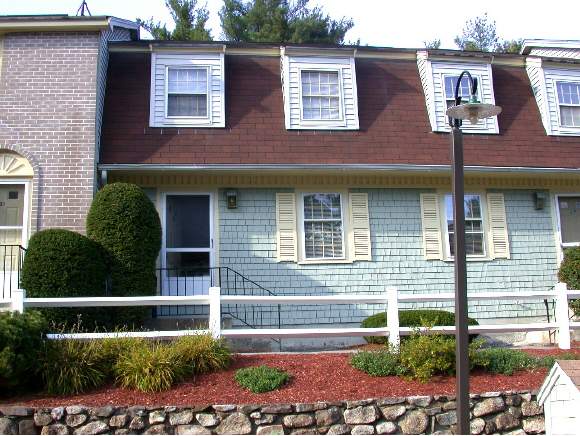 29 Sentry Way, Unit 17 Merrimack, NH 03054 - Photo 1 of 1