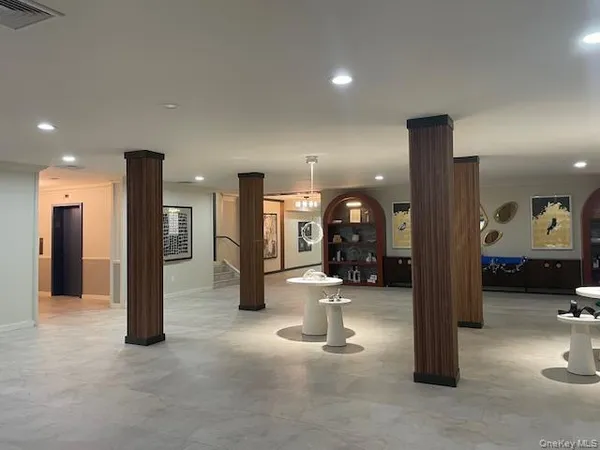 $949,000 | 360 Central Avenue, Unit 329, Lawrence, NY 11559