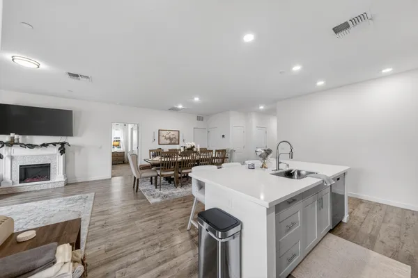 $444,900 | 5016 Monaco Parkway, Redding, CA 96002