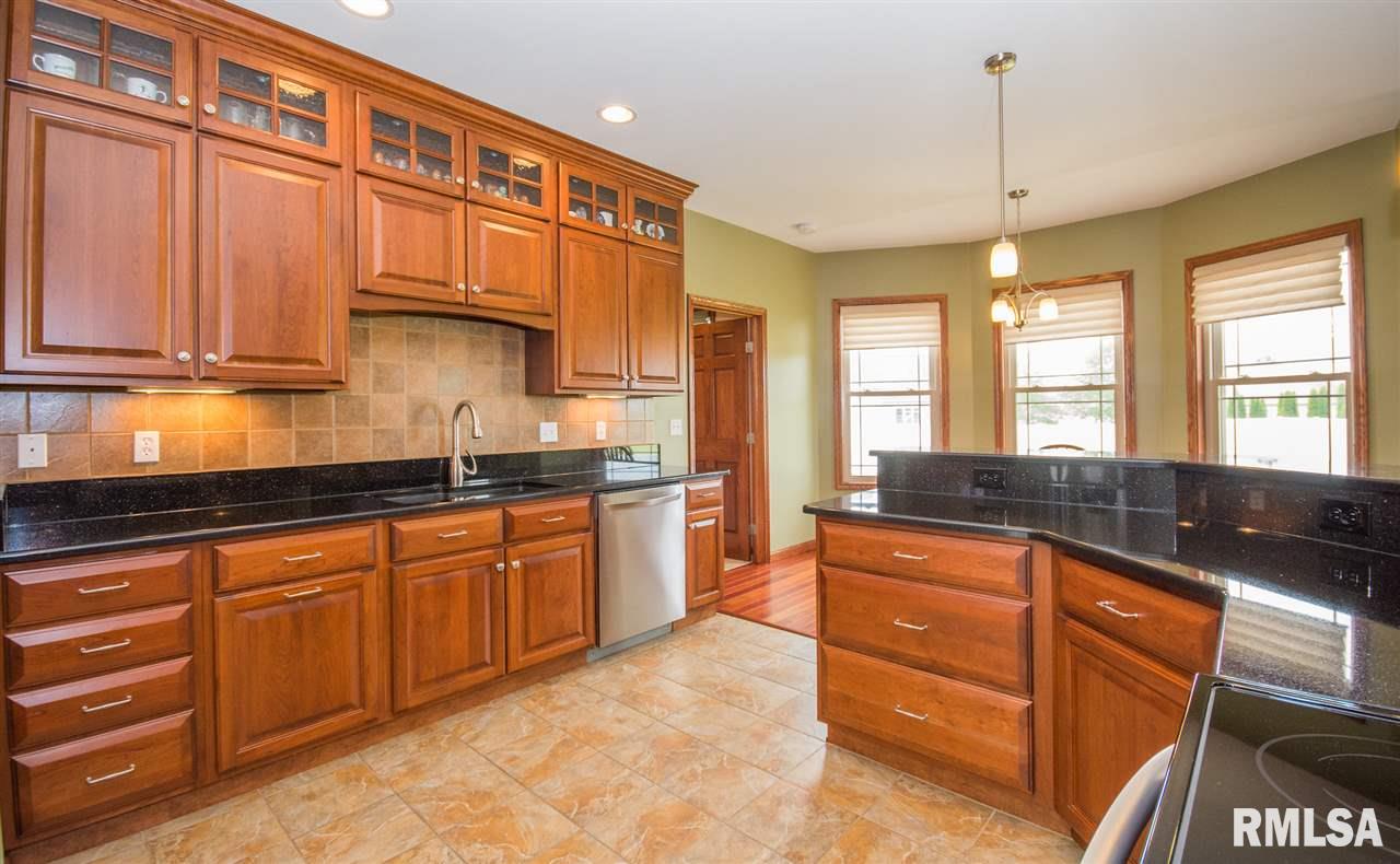 1519 Redbird Ridge Drive Metamora, IL 61548 - Photo 11 of 36