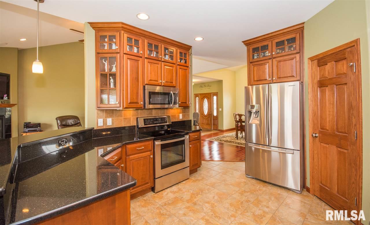 1519 Redbird Ridge Drive Metamora, IL 61548 - Photo 13 of 36