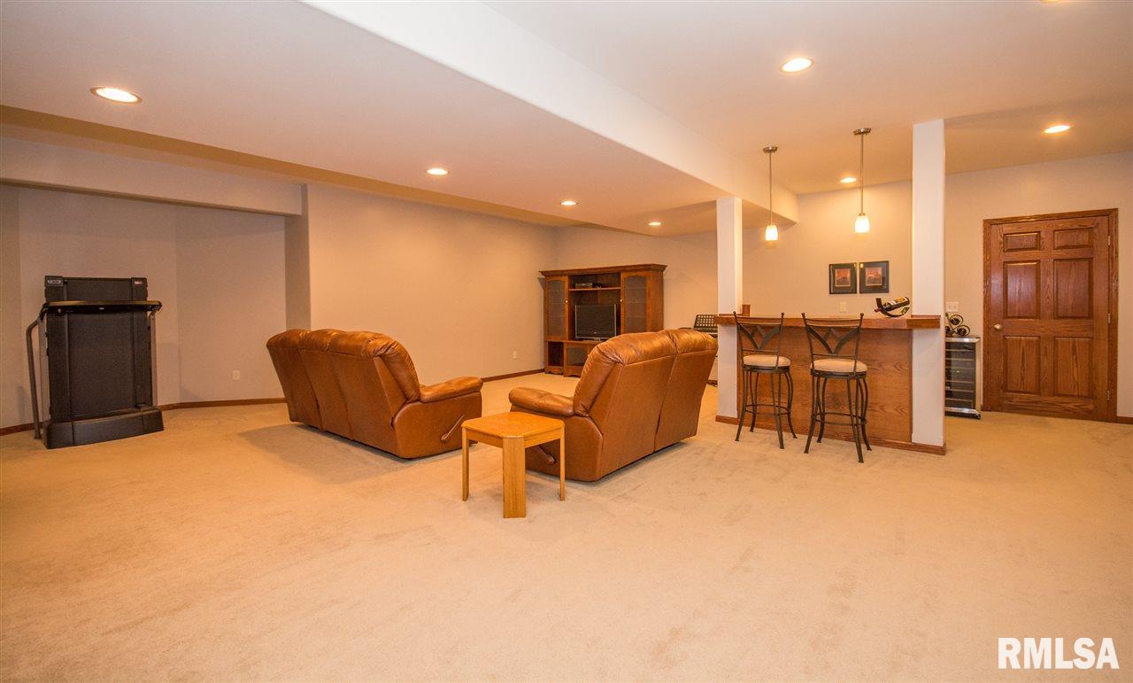 1519 Redbird Ridge Drive Metamora, IL 61548 - Photo 33 of 36