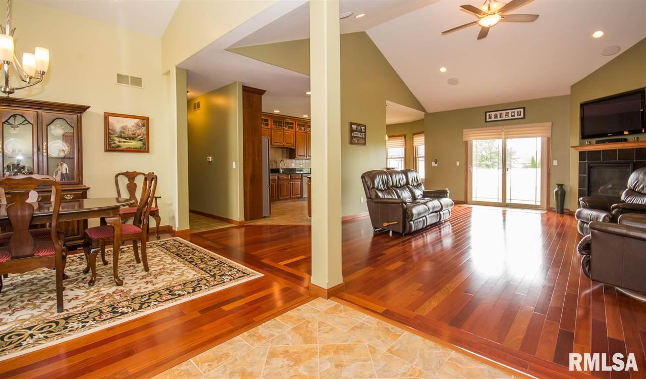 1519 Redbird Ridge Drive Metamora, IL 61548 - Photo 5 of 36