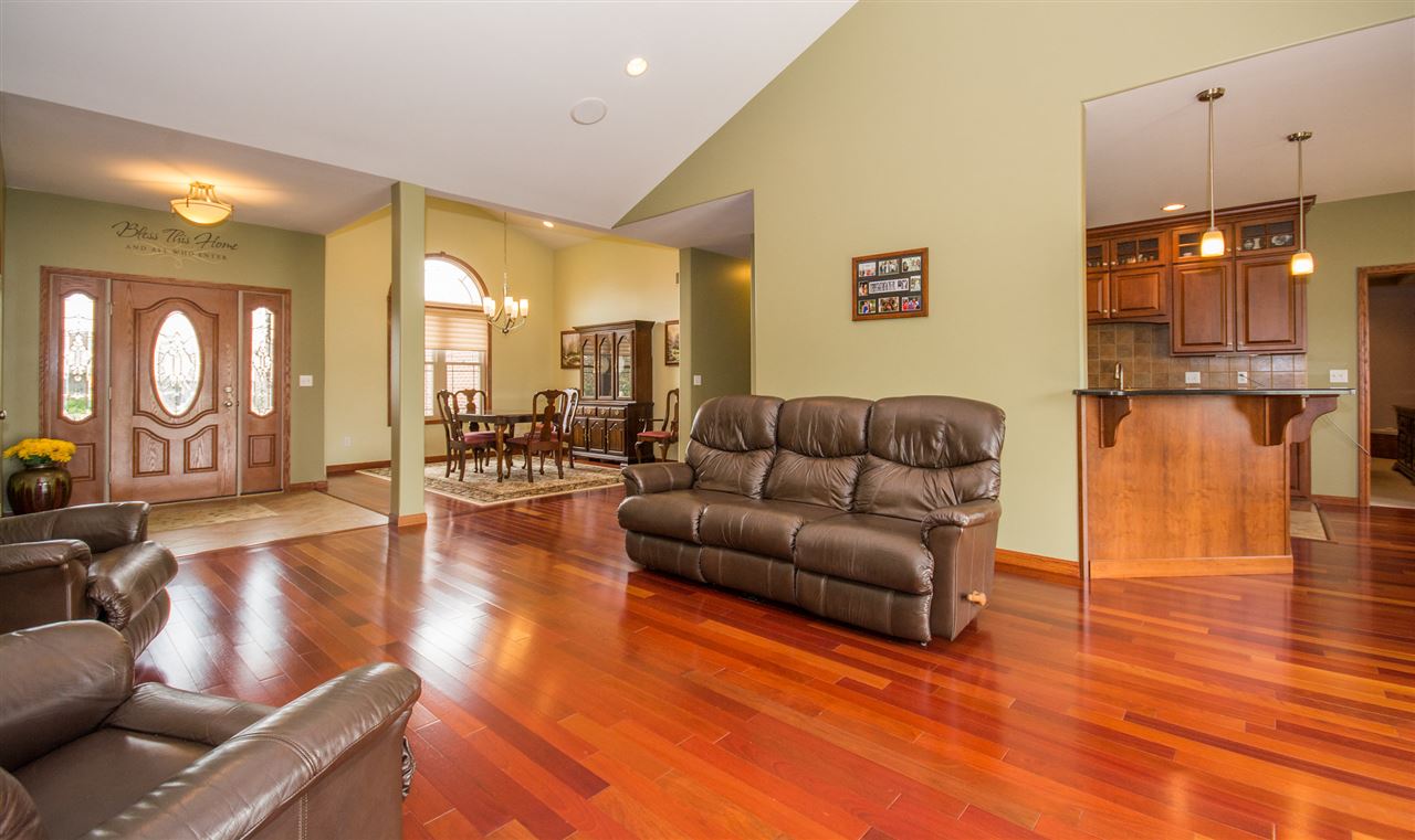 1519 Redbird Ridge Drive Metamora, IL 61548 - Photo 9 of 36