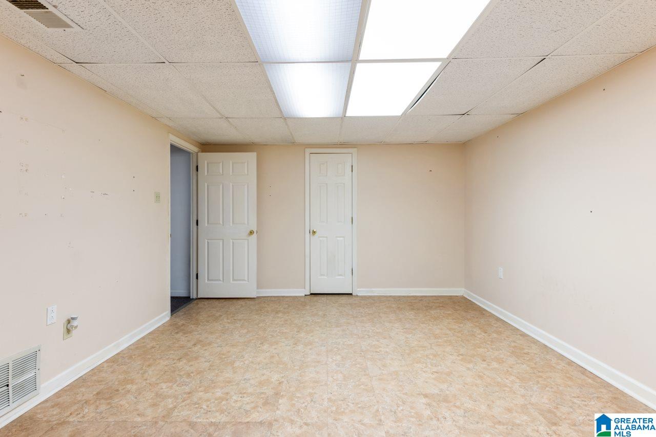 11 South Forty Road Alabaster, AL 35007 - Photo 35 of 37