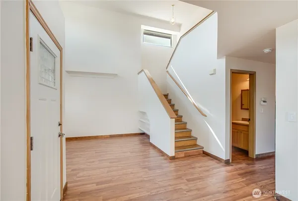 $3,100 | 15890 Lakeview Avenue Southeast, Monroe, WA 98272