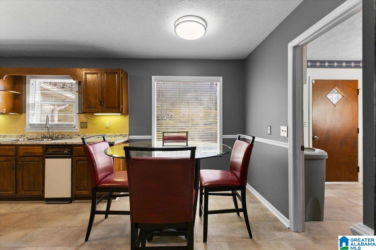 1916 Lynn Road Anniston, AL 36207 - Photo 22 of 41