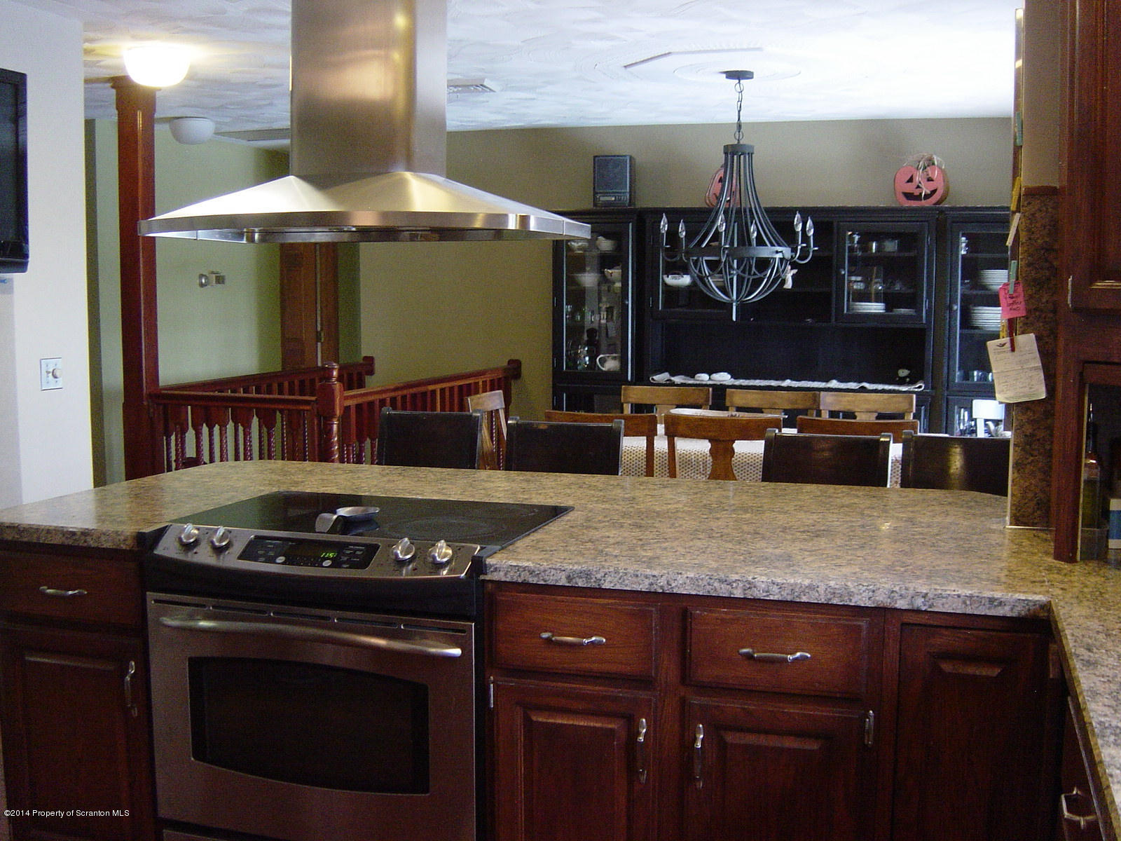 917 Clearview Road Moscow, PA 18444 - Photo 9 of 41 Gallery Image 9