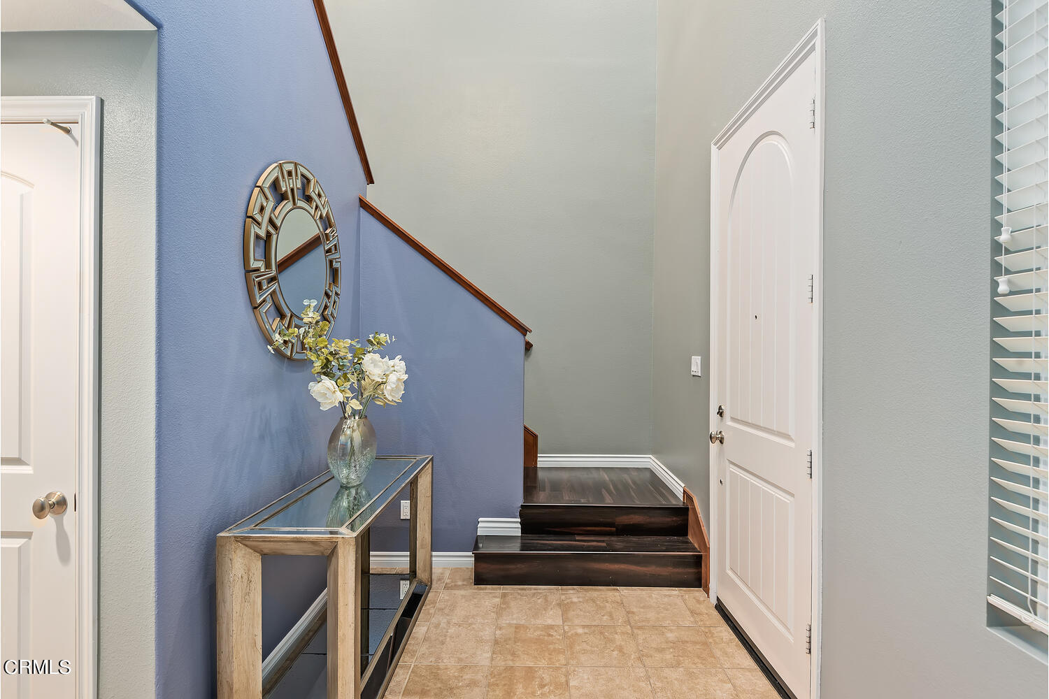 8216 Silver Circle Ventura, CA 93004 - Photo 5 of 20 8216 Silver Cir-005-007-Foyer-MLS_Size