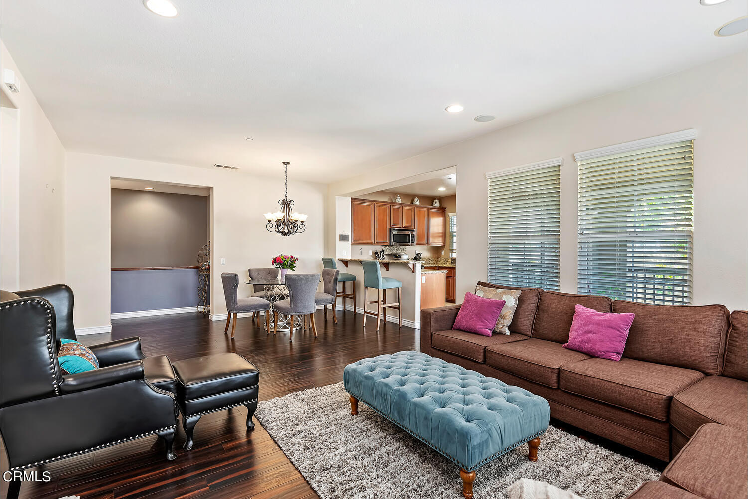 8216 Silver Circle Ventura, CA 93004 - Photo 8 of 20 8216 Silver Cir-008-010-Living Room-MLS_