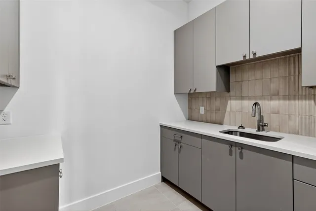 $2,099,990 | 10105 Milky Way Drive, Austin, TX 78730