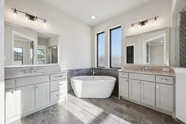 $627,000 | 305 Sunset Lane, Unit 101, Fort Worth, TX 76114