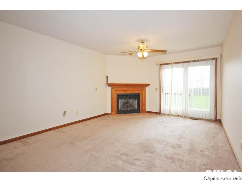 3052 Cascade Drive Springfield, IL 62704 - Photo 5 of 28 Gallery Image 5