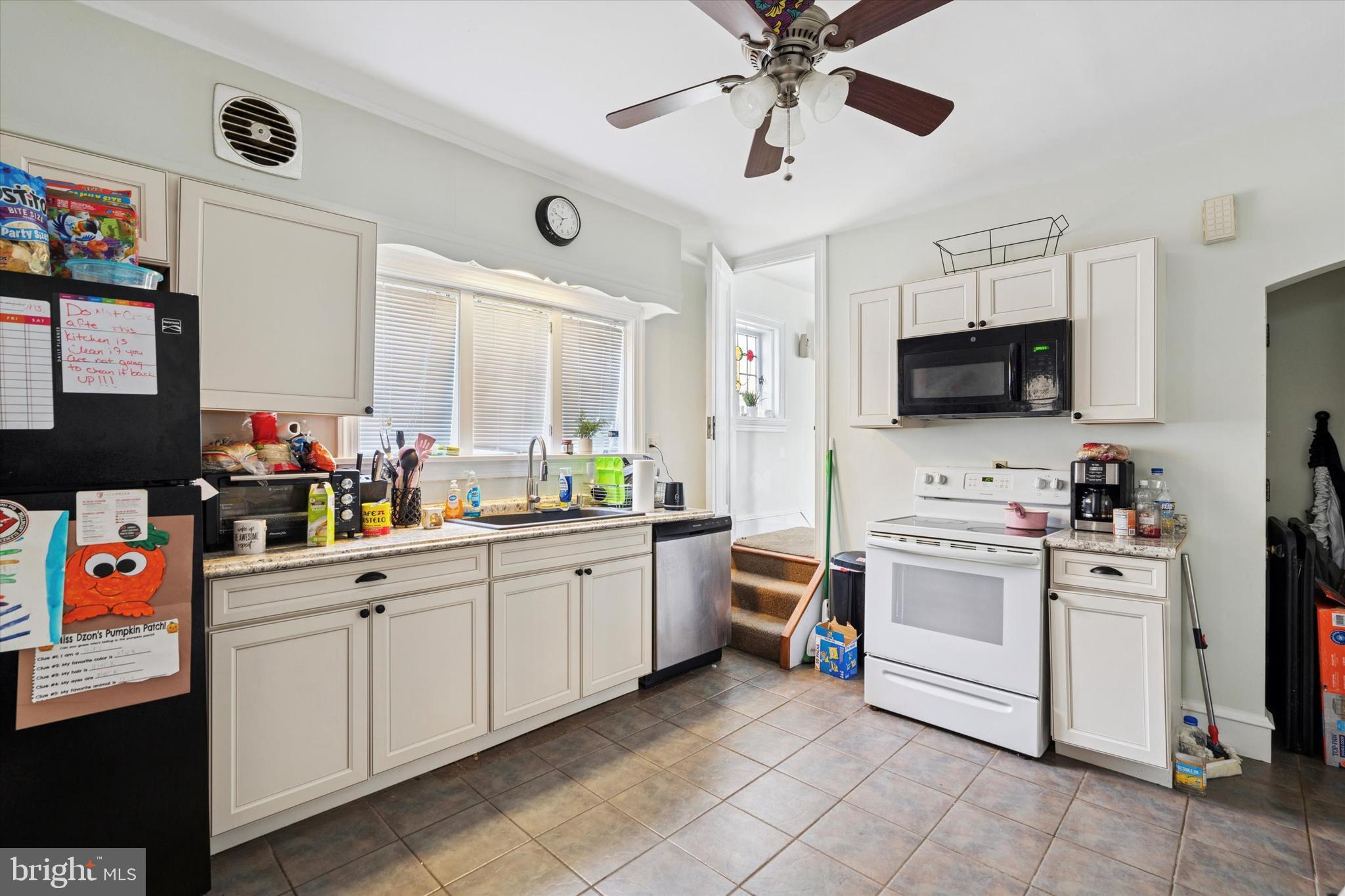 401 East Lancaster Avenue Shillington, PA 19607 - Photo 9 of 38