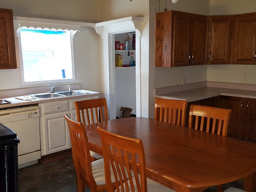 2039 Cleveland Street Elloree, SC 29047 - Photo 13 of 39